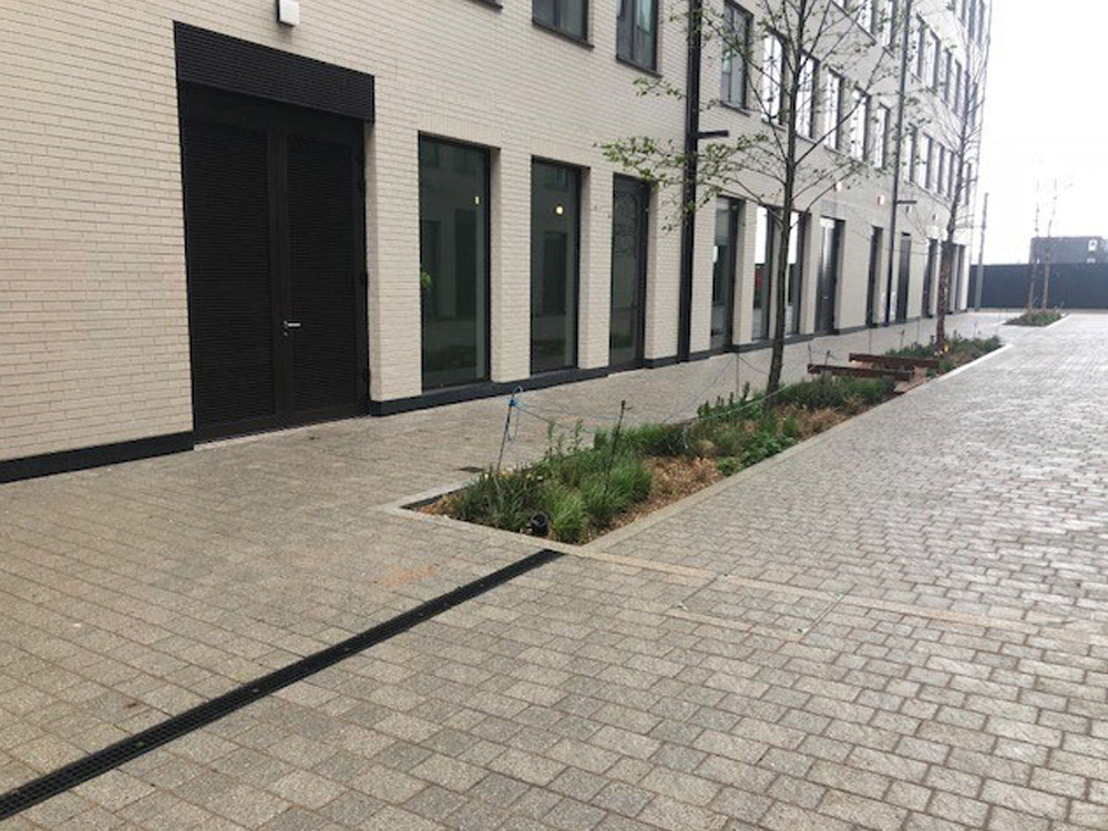 Premier Paving Contracts Ltd. - Royal Albert Dock Apartment Blocks