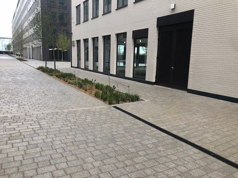 Premier Paving Contracts Ltd. - Royal Albert Dock Apartment Blocks